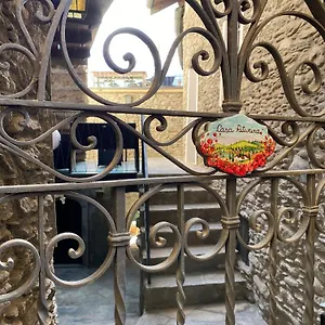 https://independent-stone-house-with-lake-view.it-lombardy.com